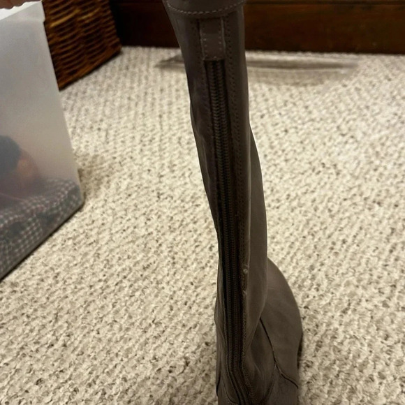 Sam Edelman Penny Genuine Leather  Riding Boots. Size 7M Gray - Picture 8 of 9